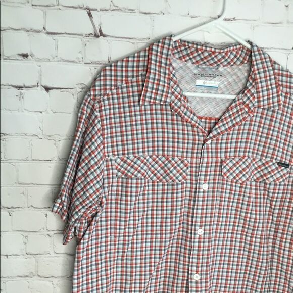 Columbia Men's‎ Plaid Omni-Shade Short Sleeve Button Up Shirt - Picture 2 of 16